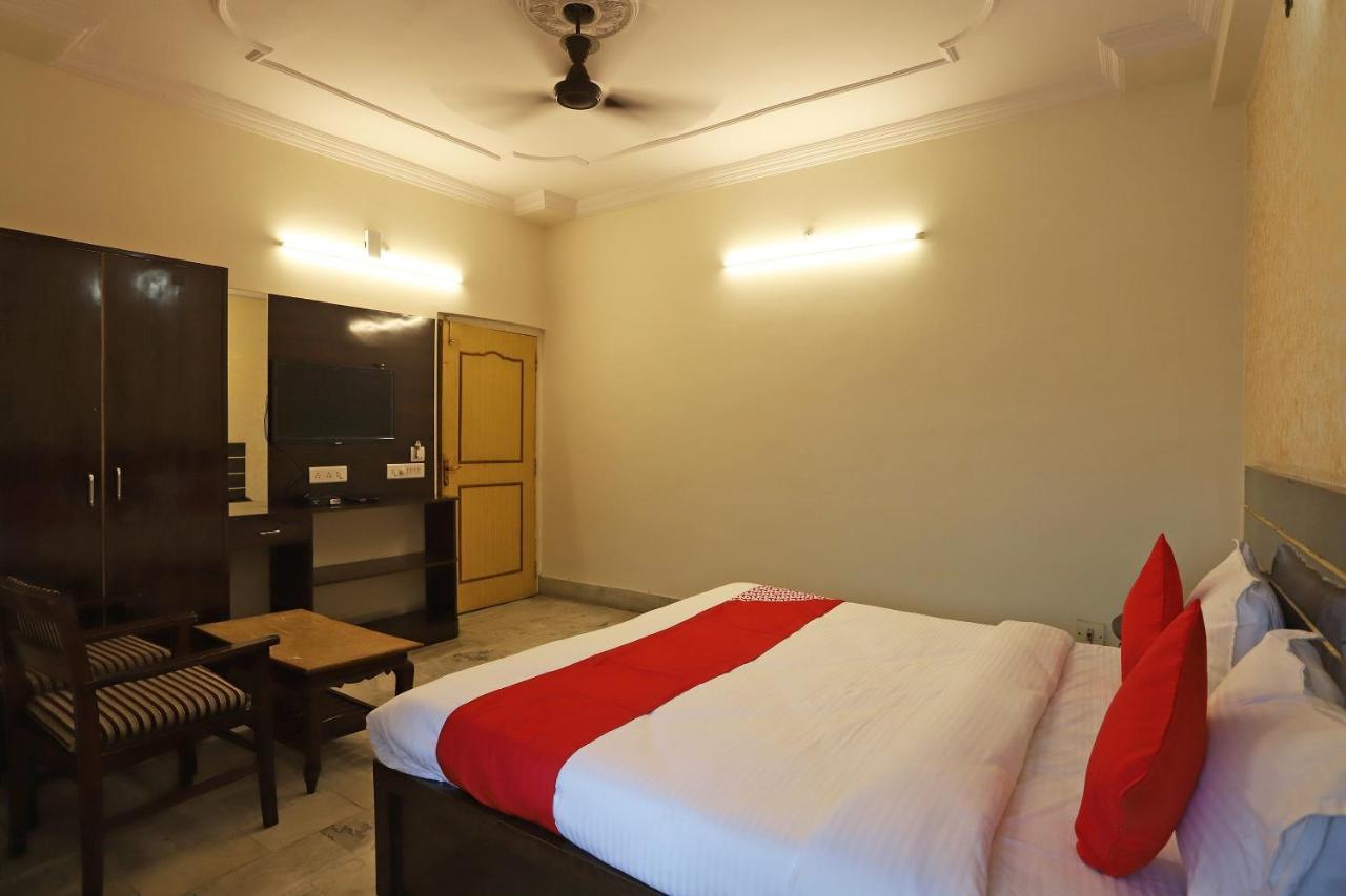 Oyo Flagship 76697 Hotel Park Awadh Лакнау Екстериор снимка