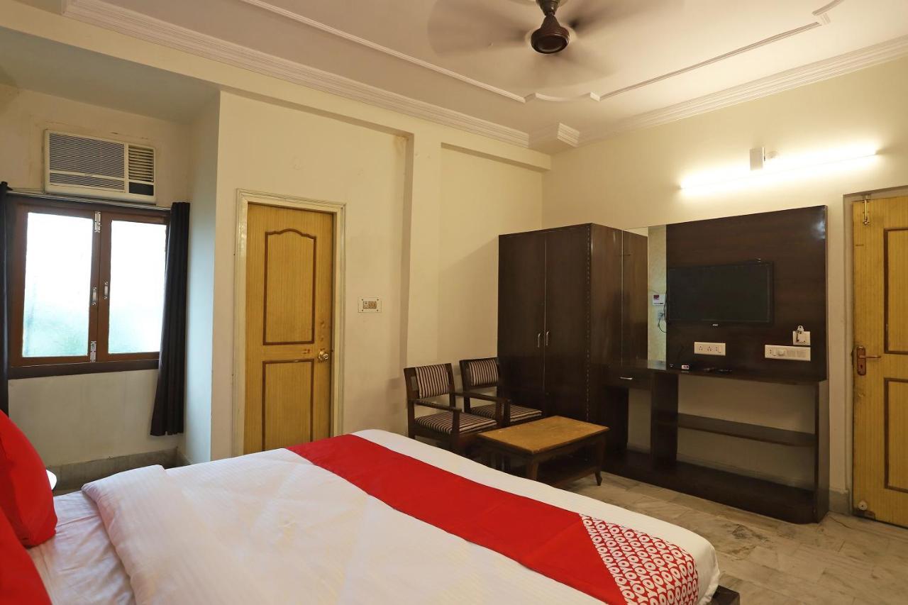Oyo Flagship 76697 Hotel Park Awadh Лакнау Екстериор снимка