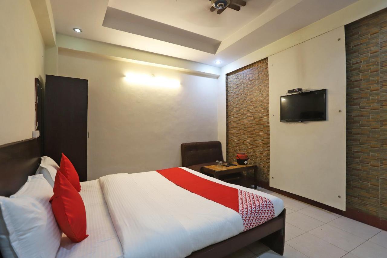Oyo Flagship 76697 Hotel Park Awadh Лакнау Екстериор снимка